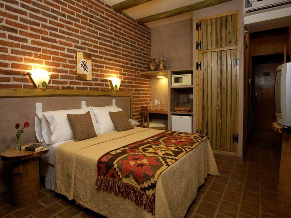 Los Brunos Posada Hotel Reconquista Room photo